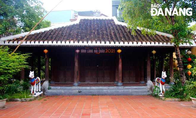 Quang cảnh chính điện Đình làng Hải Châu. Ảnh: XUÂN DŨNG
