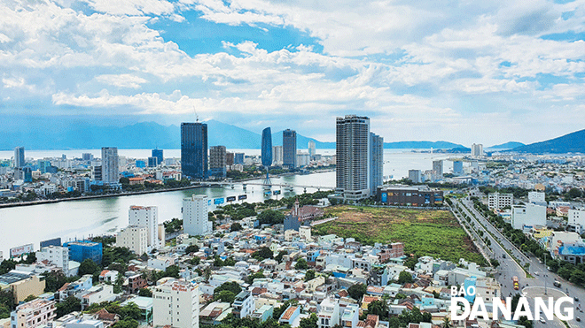 Cơ sở hạ tầng của Đà Nẵng ngày càng được quan tâm, đầu tư cũng là một yếu tố để thu hút các doanh nghiệp công nghệ khởi nghiệp tại Đà Nẵng. TRONG ẢNH: Một góc thành phố Đà Nẵng. Ảnh: THU HÀ