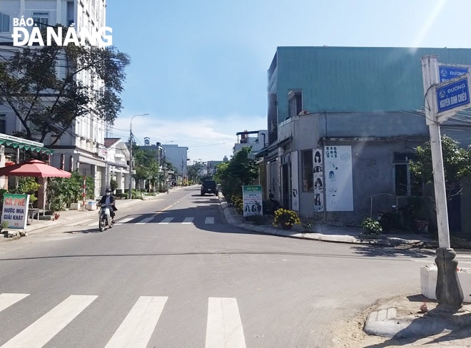 Tuyến đường mang tên Nguyễn Đình Chiểu ở địa bàn quận Ngũ Hành Sơn (Đà Nẵng). Ảnh: ĐẮC MẠNH