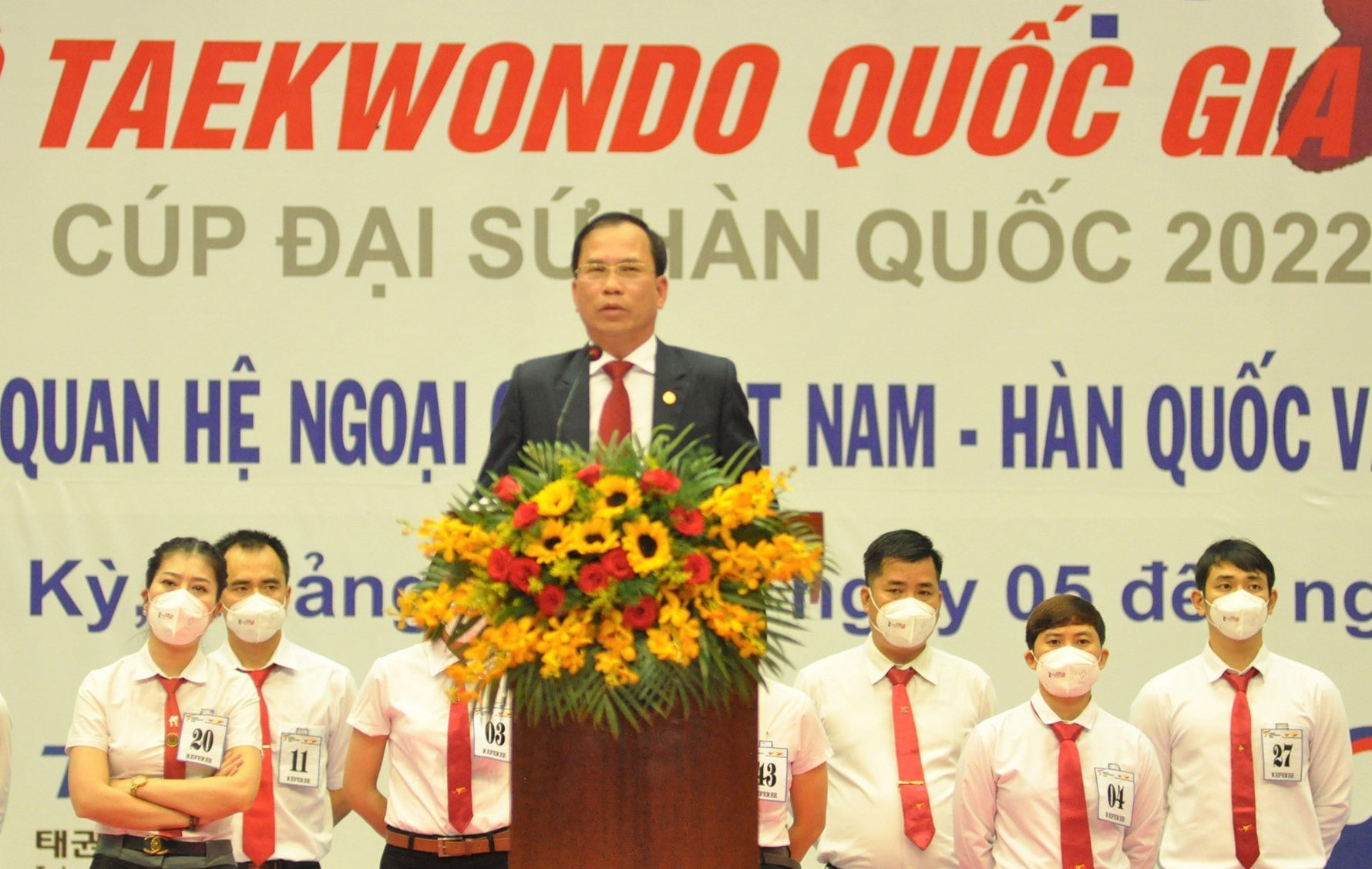 Giám đốc Sở VH-TT&DL Nguyễn Thanh Hồng phát biểu khai mạc giải. Ảnh: T.V