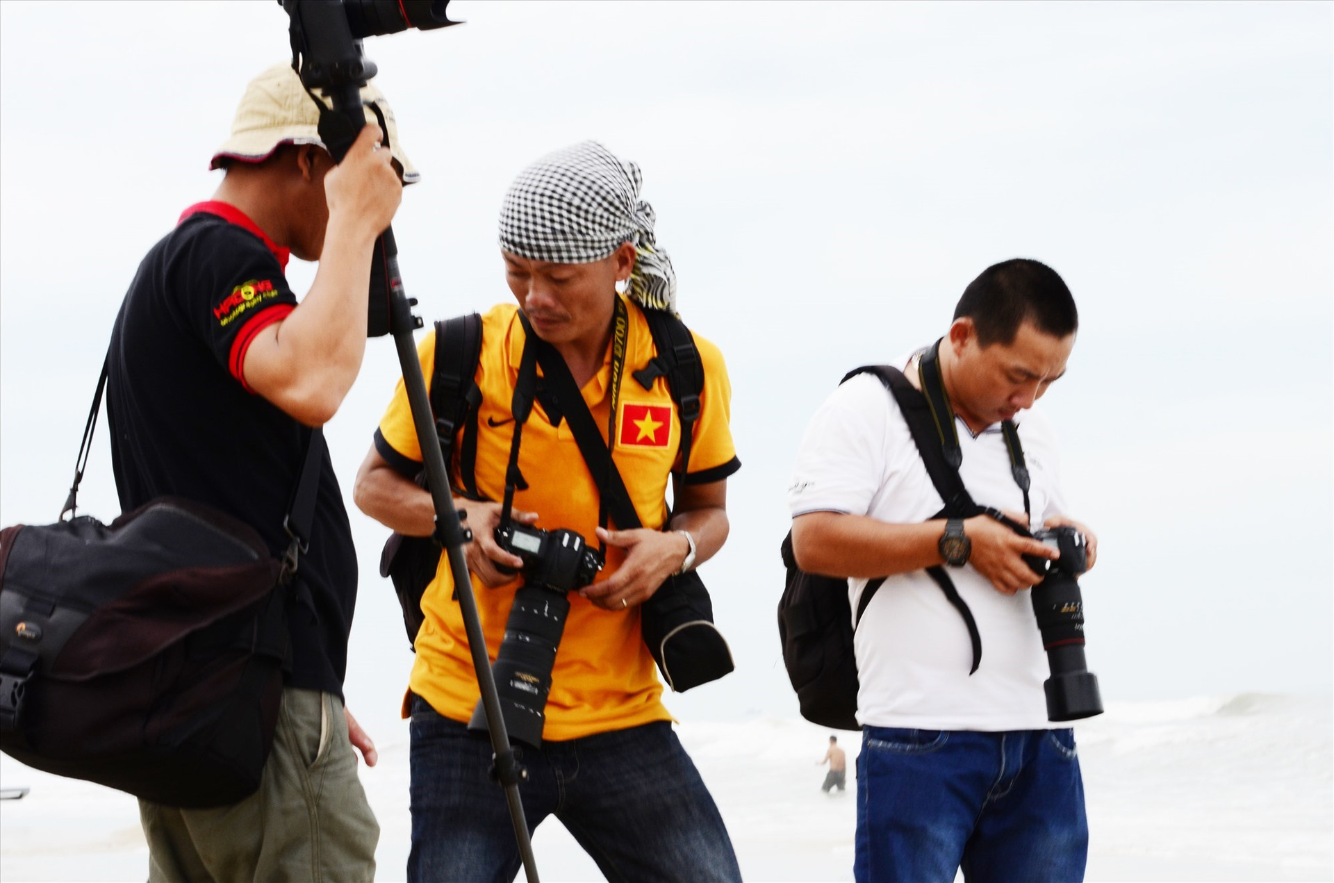 Một chuyến đi sáng tác của Câu lạc bộ Nhiếp ảnh Hà Đông.