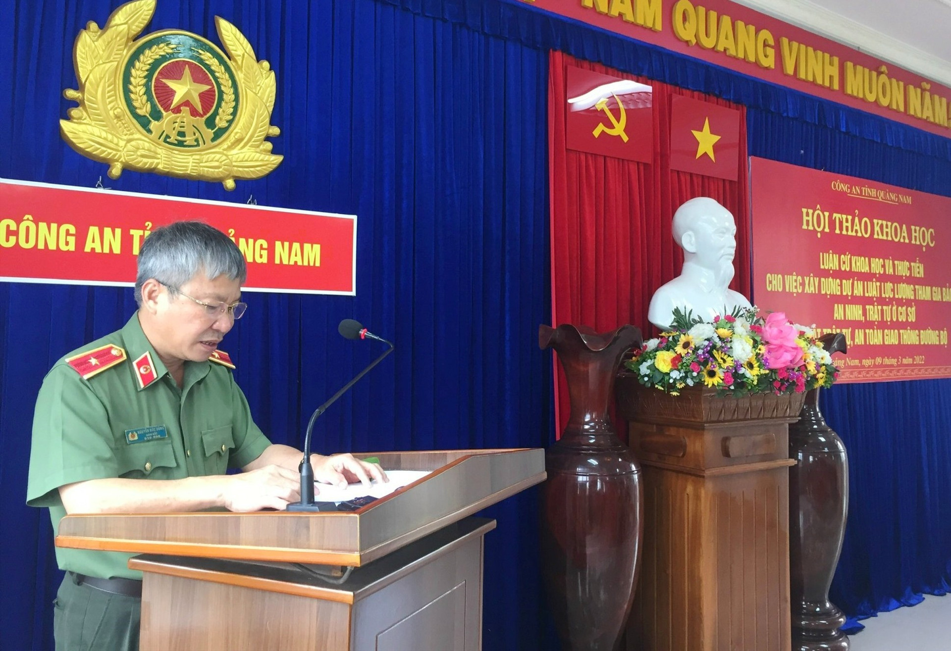 Thiếu tướng Nguyễn Đức Dũng, Giám đốc Công an tỉnh phát biểu tại Hội thảo