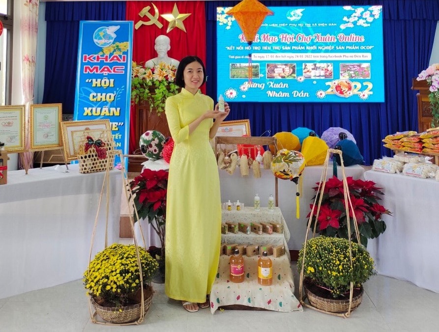 Nguyen Thi Dieu Hang and her products