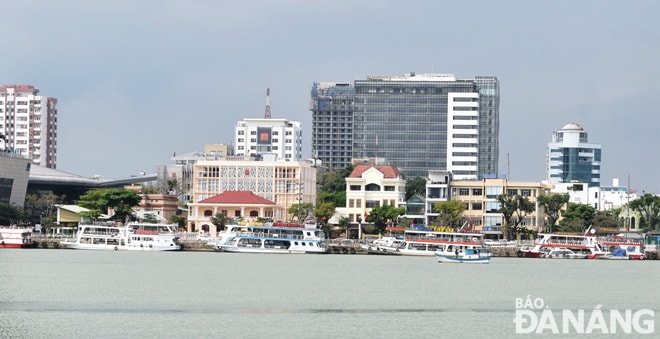 Cảng Sông Hàn là nơi xuất bến của tuyến du lịch đường thủy Đà Nẵng - Lý Sơn. Ảnh: HOÀNG HIỆP