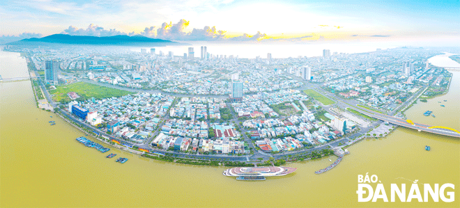 Việc triển khai các dự án trọng điểm sẽ thúc đẩy thu hút đầu tư, phát triển kinh tế-xã hội thành phố. TRONG ẢNH: Đô thị Đà Nẵng phát triển, trong đó có nhiều dự án hạ tầng đô thị trọng điểm.  Ảnh: NGUYỄN SANH QUỐC HUY