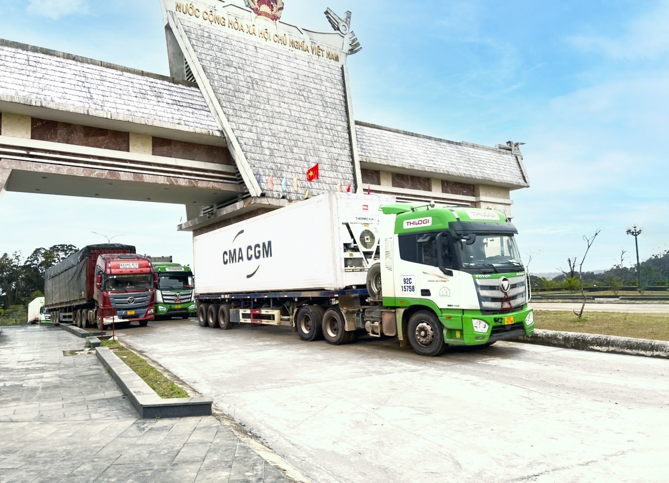 THILOGI trucks through Nam Giang- Dak Taook International Border Gate