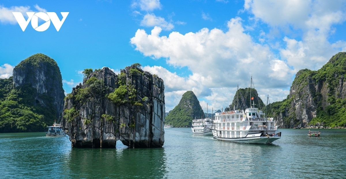 Ha Long Bay is listed among top 10 must-visit Asian destinations by The Travel