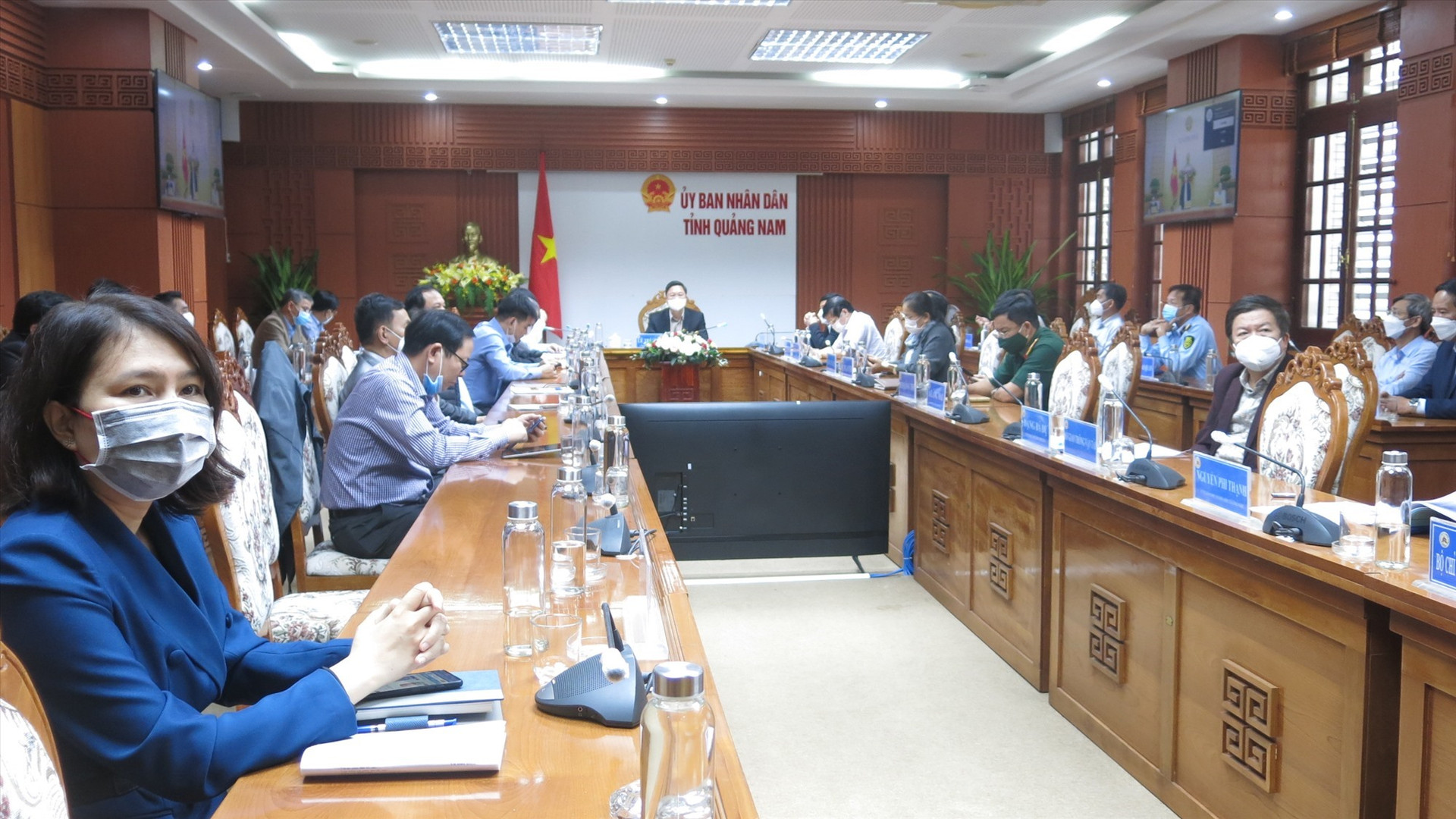 Chủ tịch UBND tỉnh Lê Trí Thanh chủ trì tham dự hội nghị tại điểm cầu Quảng Nam.