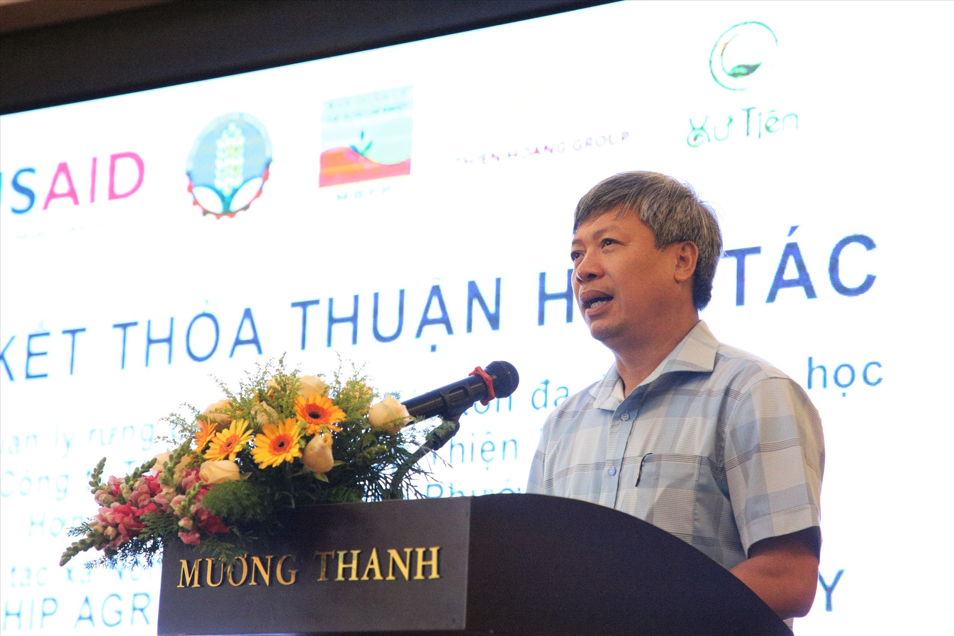 Phó Chủ tịch UBND tỉnh Hồ Quang Bửu phát biểu tại lễ ký kết. Ảnh: A.N