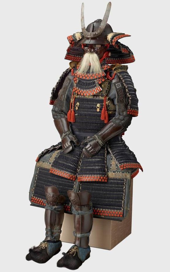 Chiếc áo giáp samurai đầu tiên được biết đến trên đất nước Anh. Ảnh: The Guardian