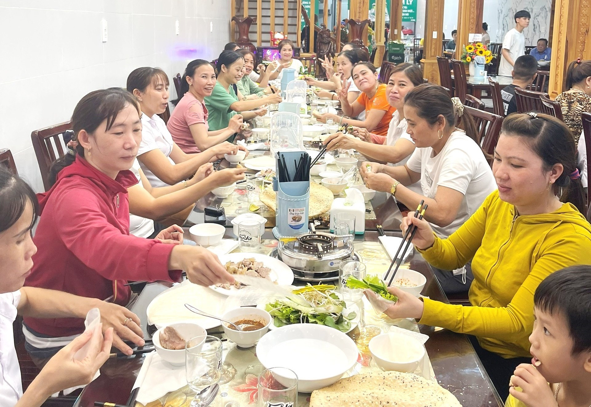 Quán Kim Lý sẽ phục vụ các món ăn đặc sản từ bò luộc Nông Sơn. Ảnh: TCT
