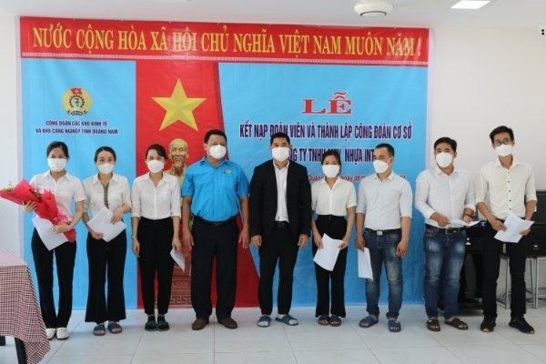 Công đoàn cơ sở được thành lập tại KCN Điện Nam - Điện Ngọc. Ảnh: L.D