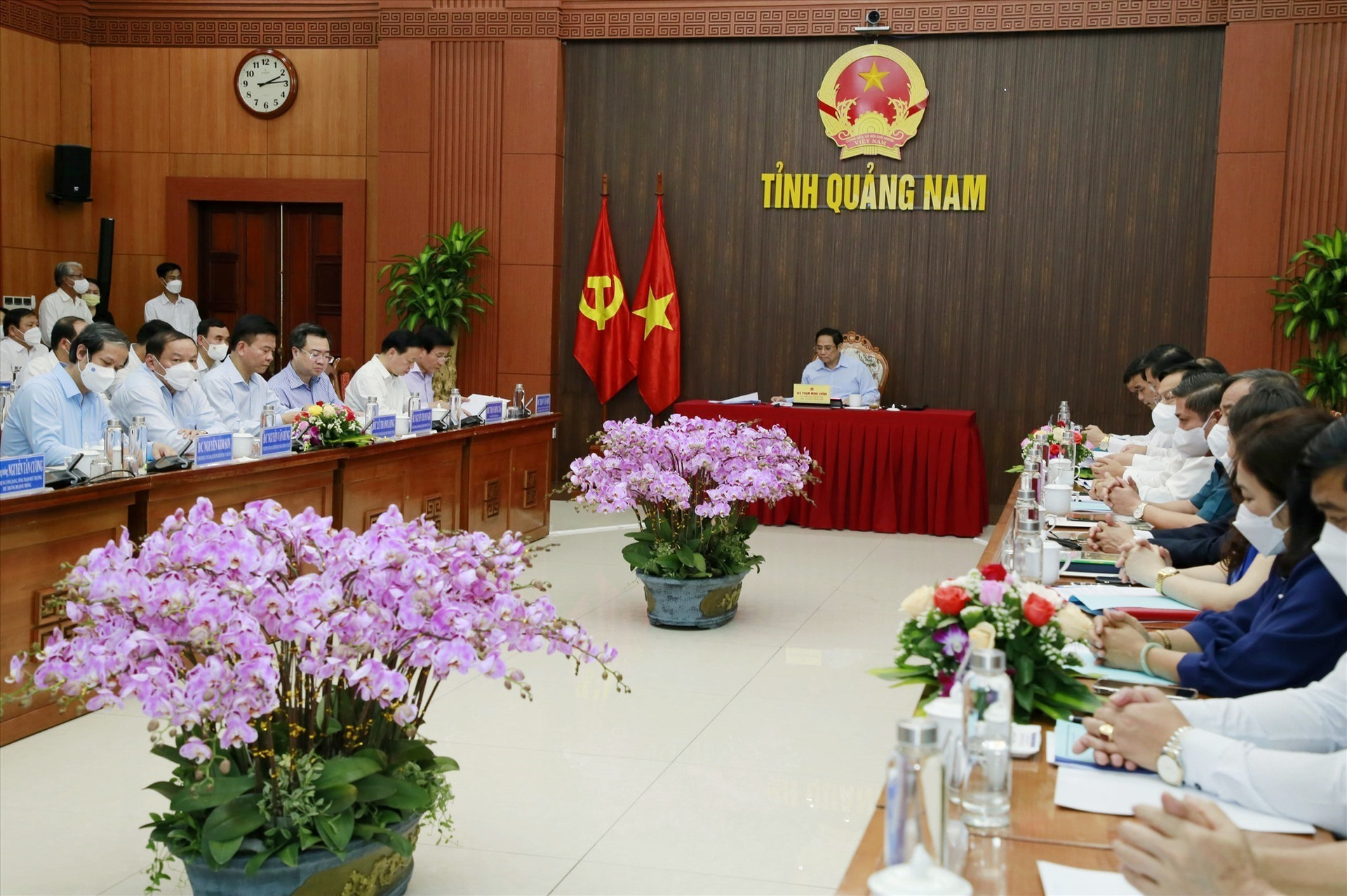 Thủ tướng Phạm Minh Chính làm việc với tỉnh Quảng Nam vào chiều nay 27.3. Ảnh: C.Đ