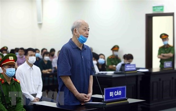 Bị cáo Đào Quốc Việt, nguyên Giám đốc Công ty cổ phần vận tải và thương mại VEAM-Vetranco trả lời câu hỏi của Hội đồng xét sử tại phiên tòa. (Ảnh:An Đăng/TTXVN)
