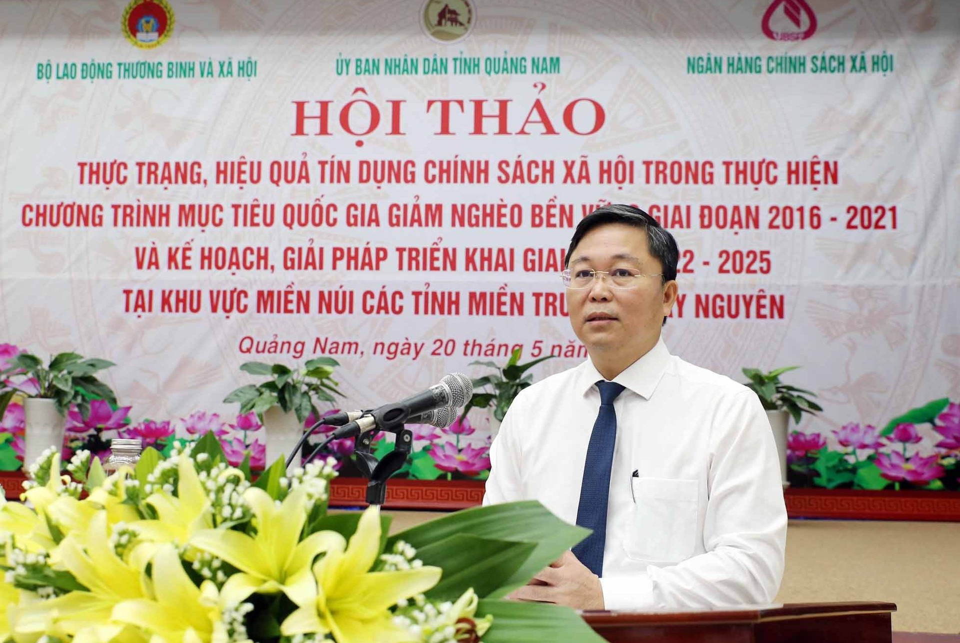 Chủ tịch UBND tỉnh Lê Trí Thanh phát biểu tại hội thảo. Ảnh: Q.VIỆT