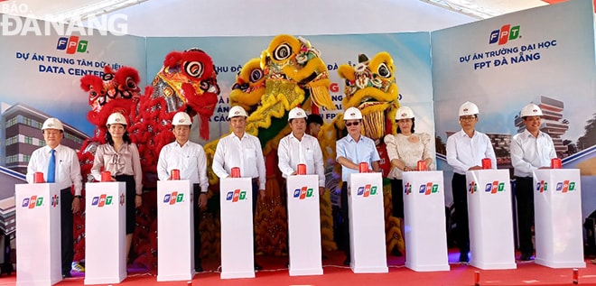 Nghi thức lễ khởi công các dự án đầu tư mới tại Khu đô thị FPT Đà Nẵng ngày 24-5-2022.