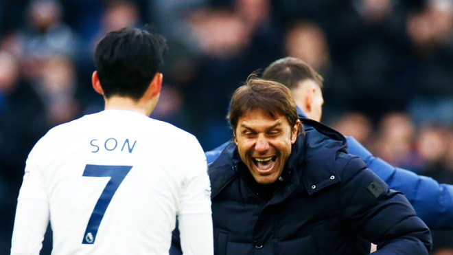 HLV Antonio Conte và tân Vua phá lưới Premier League, Son Heung-min. Ảnh: Football 365