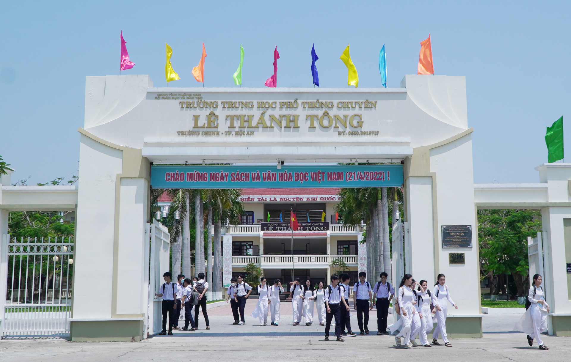 Tên tuổi Trường THPT chuyên Lê Thánh Tông đã được khẳng định. Ảnh: Phú-Vinh