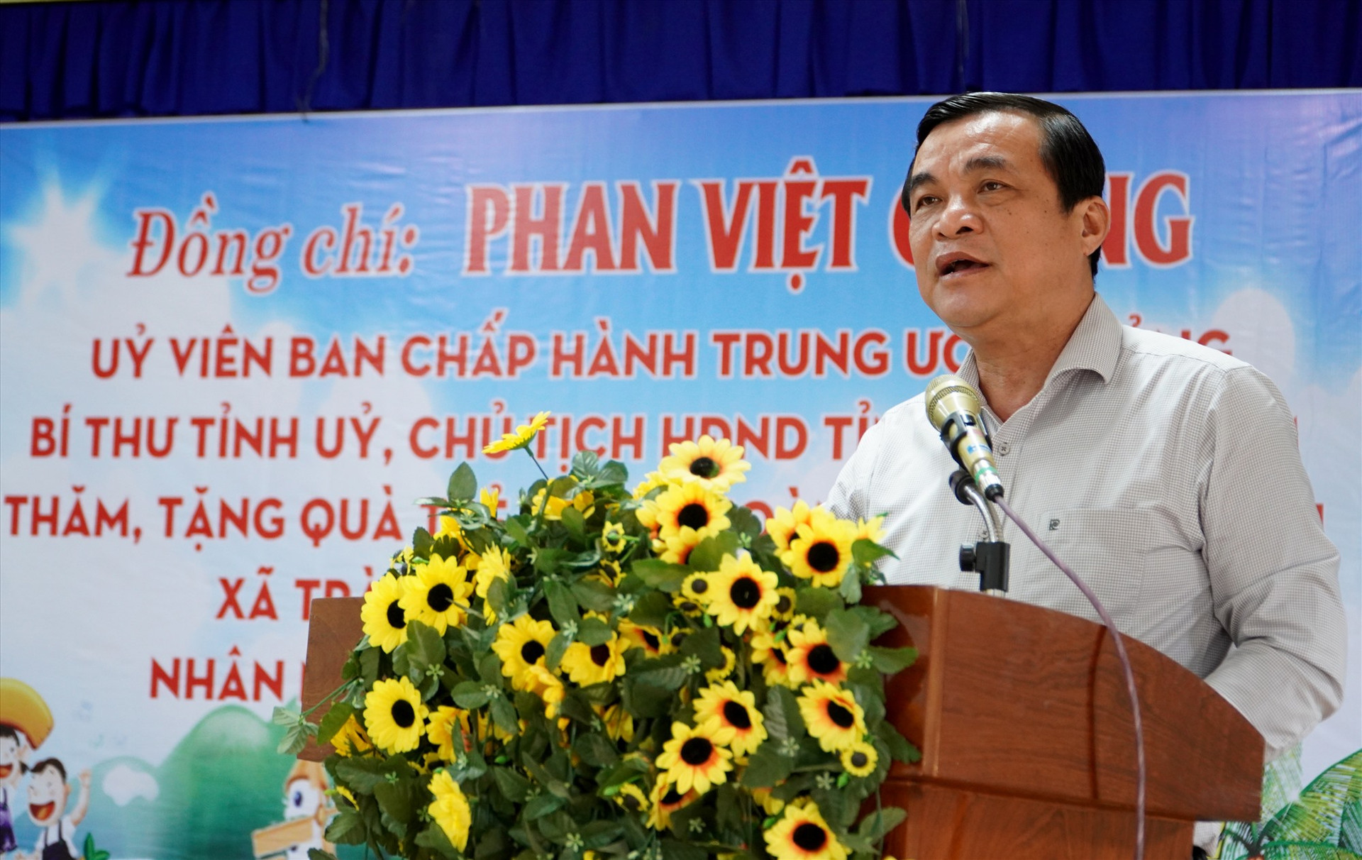 Bí thư Tỉnh ủy Phan Việt Cường phát biểu tại chương trình. Ảnh: H.Q