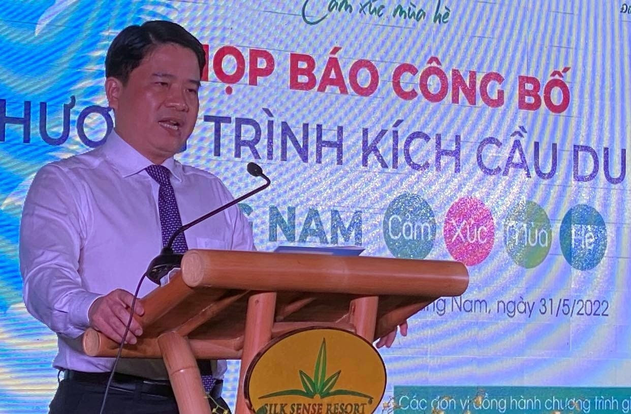 Phó Chủ tịch UBND tỉnh Trần Văn Tân phát biểu tại buổi công bố Chương trình kích cầu du lịch.
