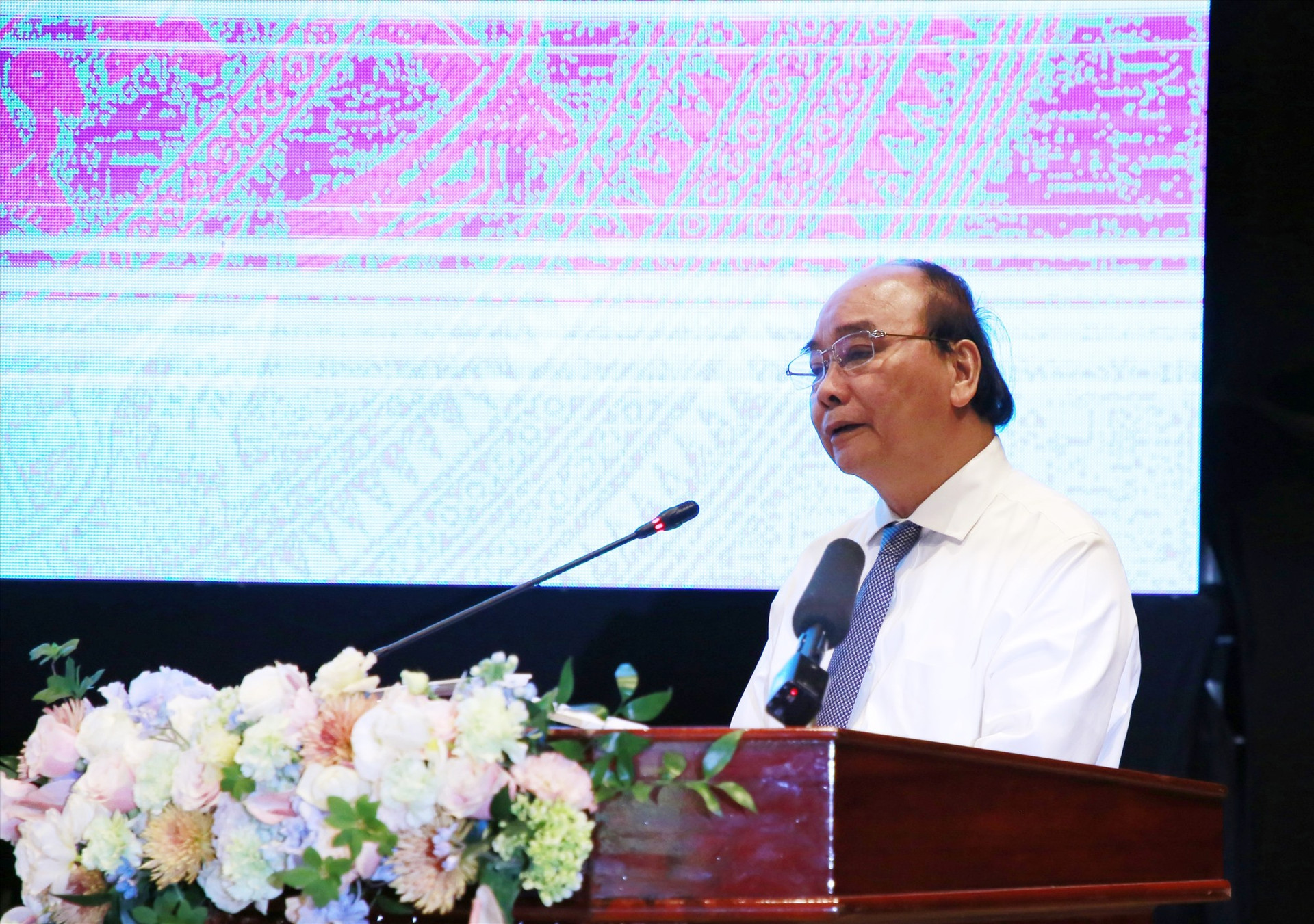 Chủ tịch nước Nguyễn Xuân Phúc phát biểu tại hội nghị. Ảnh: C.Đ