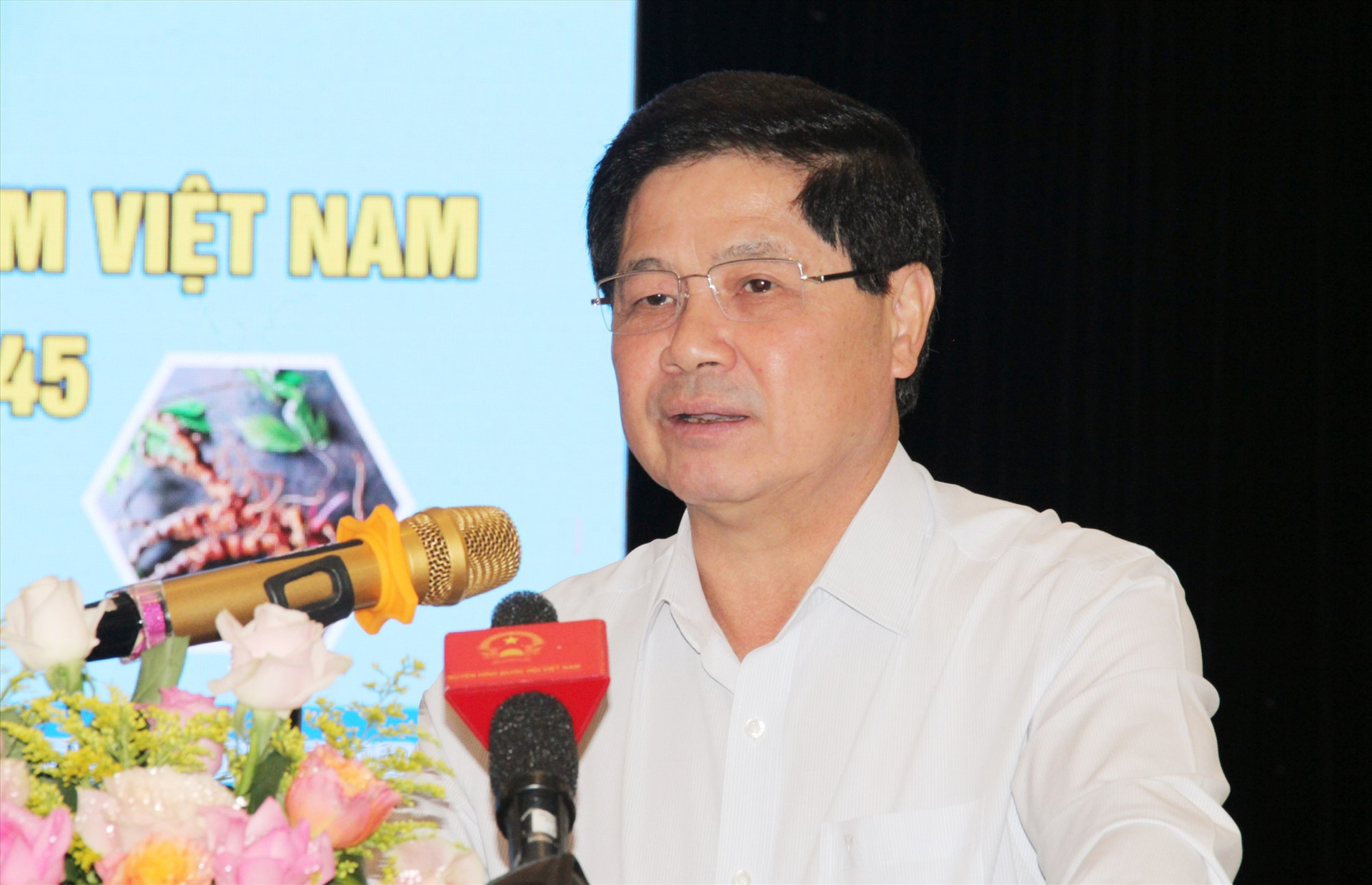 Thứ trưởng Bộ NN&PTNT Lê Quốc Doanh phát biểu khai mạc hội thảo.  Ảnh: S.L