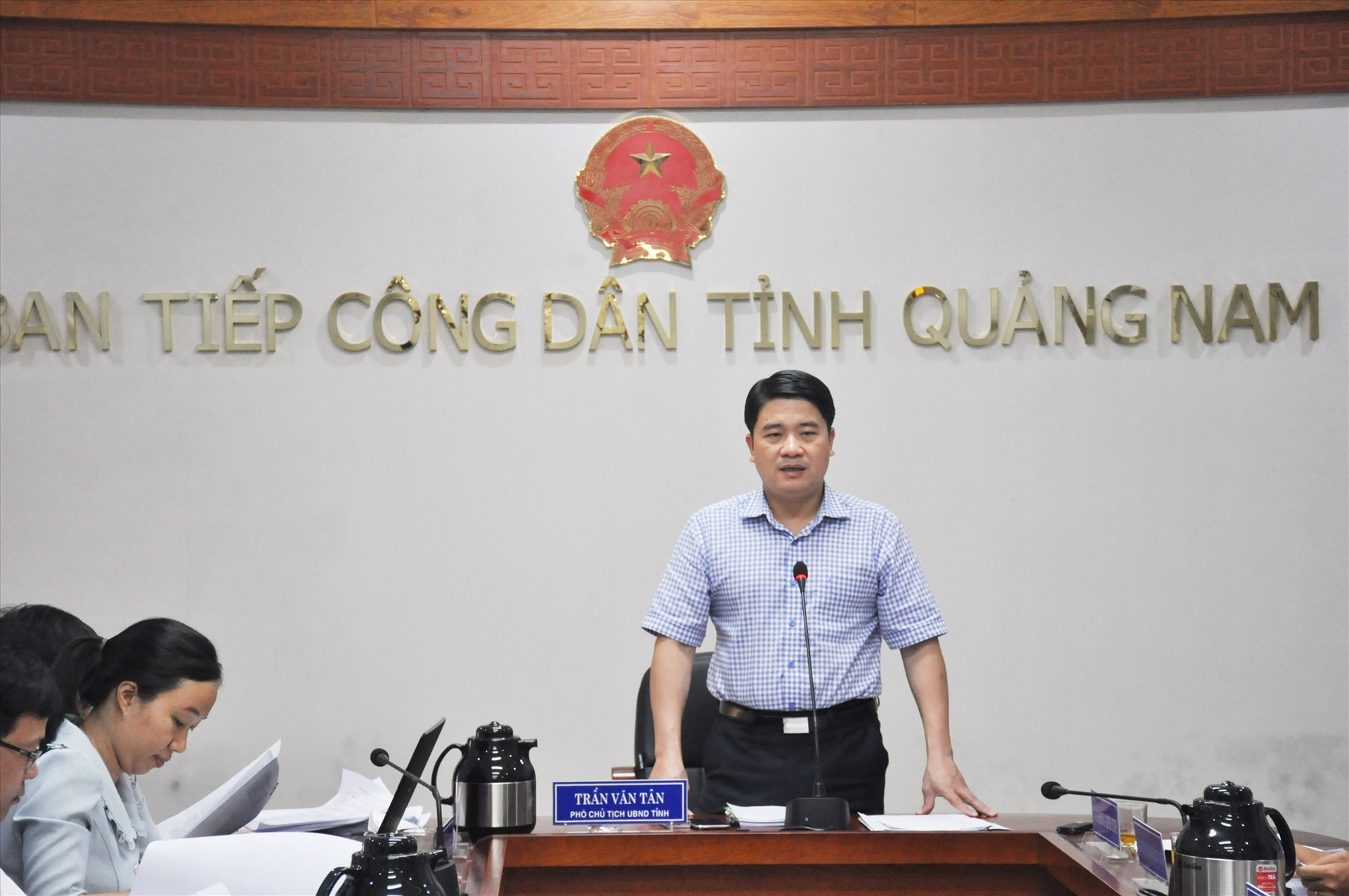 Phó Chủ tịch UBND tỉnh Trần Văn Tân chủ trì buổi tiếp dân định kỳ tháng 6.2022. Ảnh: N.Đ