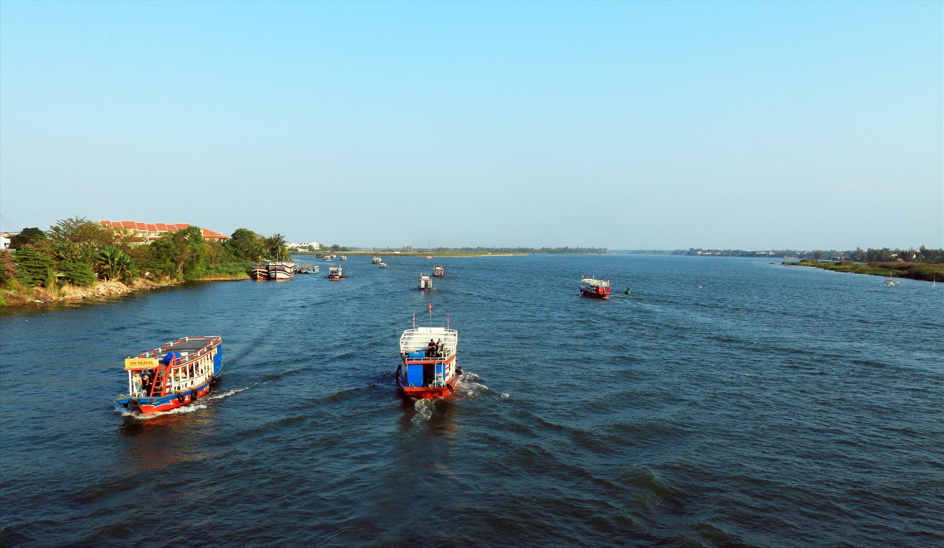 Phát triển sâu hơn các tuyến du lịch ven sông sẽ khiến du lịch Quảng Nam có nhiều điểm nhấn. Ảnh: L.T.K