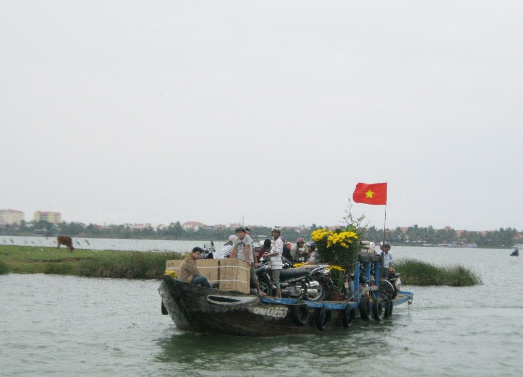 Sông nước Kim Bồng.Ảnh: PTV