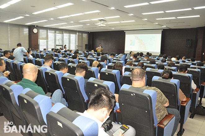 Buổi thuyết trình dự án, thu hút được khá đông nhà đầu tư nước ngoài đến dự
