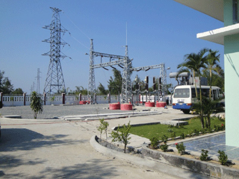 Đóng điện thành công dự án nâng công suất TBA 110kV Hội An.