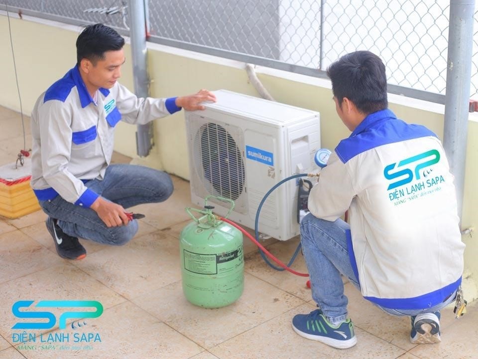 Kiểm tra tình trạng gas của điều hoà.