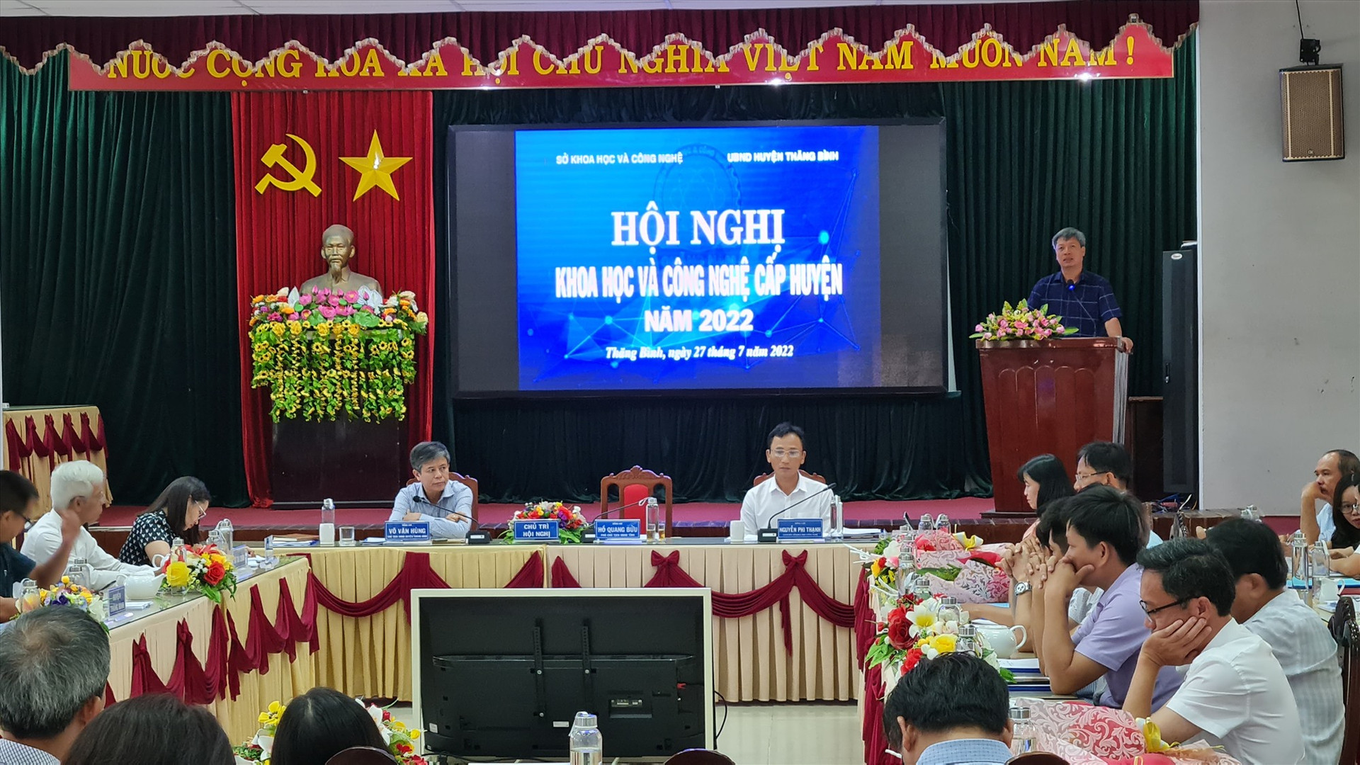 Phó Chủ tịch UBND tỉnh Hồ Quang Bửu phát biểu chỉ đạo tại hội nghị. Ảnh: H.LIÊN