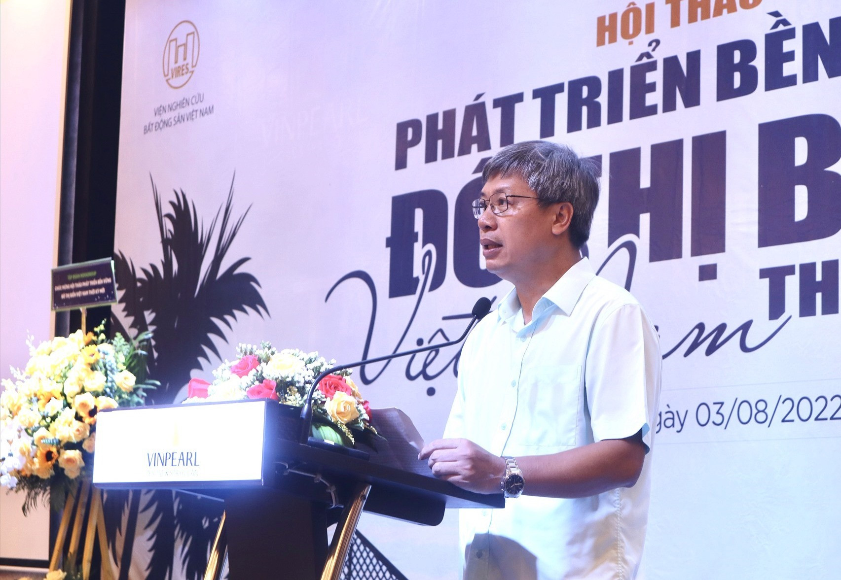 Phó Chủ tịch UBND tỉnh Hồ Quang Bửu phát biểu tại hội thảo. Ảnh: Q.T