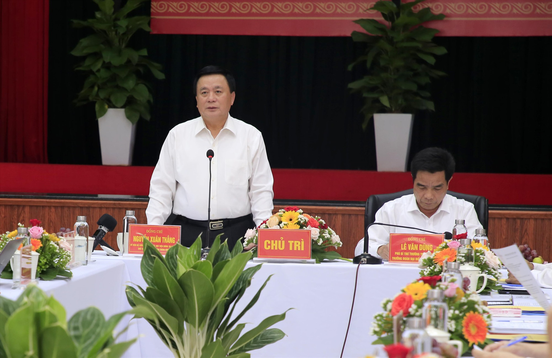 Đồng chí Nguyễn Xuân Thắng - Giám đốc Học viện Chính trị Quốc gia kết luận tại buổi làm việc. Ảnh: T.C