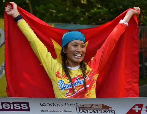 Vận động viên Vũ Phương Thanh giành ngôi vô địch dành cho nữ tại giải World Champion Deca Ultra Trithalon. (Nguồn: Onsports)