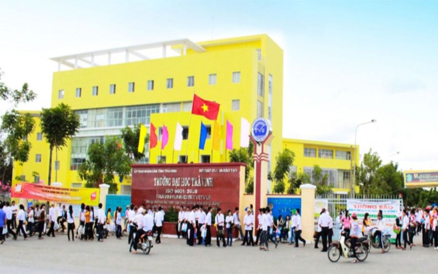 Đại học Vinh là một trong các đơn vị đơn vị tổ chức thi và cấp chứng chỉ Tiếng Anh theo Khung năng lực ngoại ngữ 6 bậc dùng cho Việt Nam.