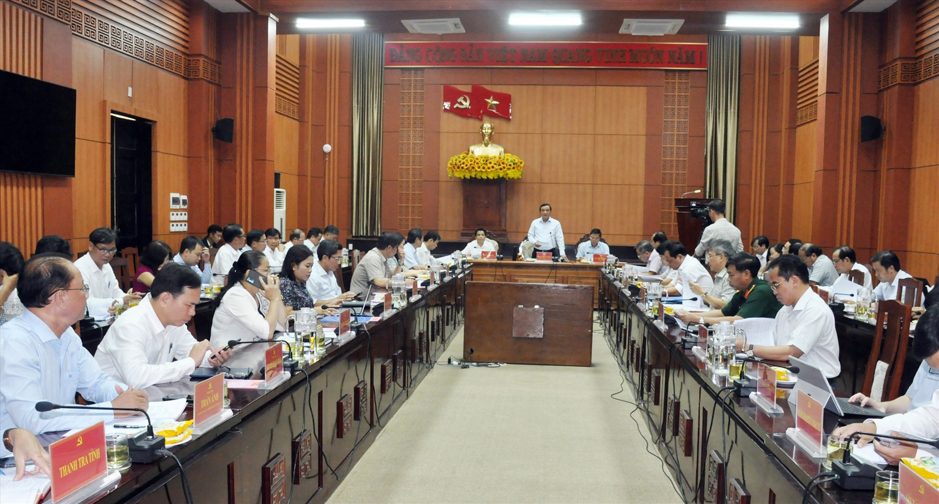 Bí thư Tỉnh ủy Phan Việt Cường chủ trì hội nghị chuyên đề của Ban Thường vụ Tỉnh ủy. Ảnh: Đ.T