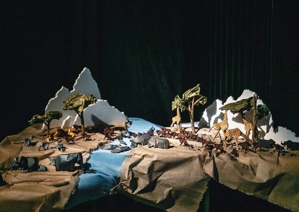 Mô hình Safari trong buổi trình diễn Origami tại Hội An 2020.