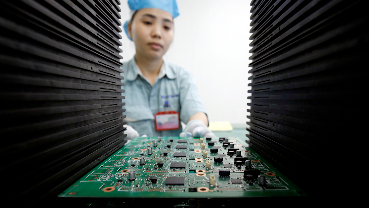 Bên trong Nhà máy Manutronics tại tỉnh Bắc Ninh, Việt Nam
