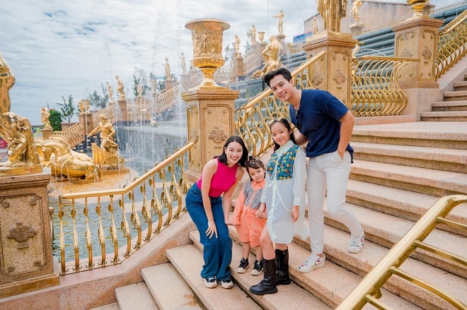 Du khách đều hài lòng khi tham gia tour Bà Nà Hills của Sơn Trà Travel.