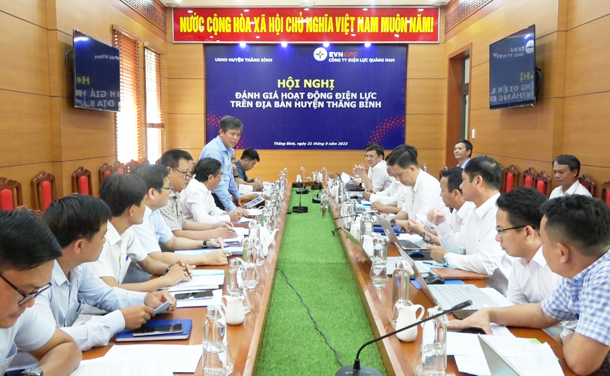 Lãnh đạo huyện Thăng Bình kiến nghị nhiều vấn đề với Công ty Điện lực Quảng Nam