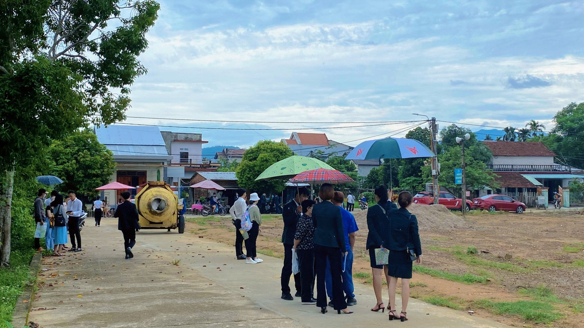 Xã Duy Trinh hoàn thiện xây dựng nông thôn mới nâng cao, mang dáng dấp phố thị, đường sá, cổng ngõ xanh mát.