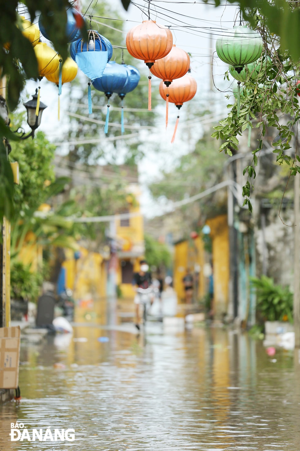 Nước ngập ở Hội An do ảnh hưởng bão số 4 (bão Noru).
