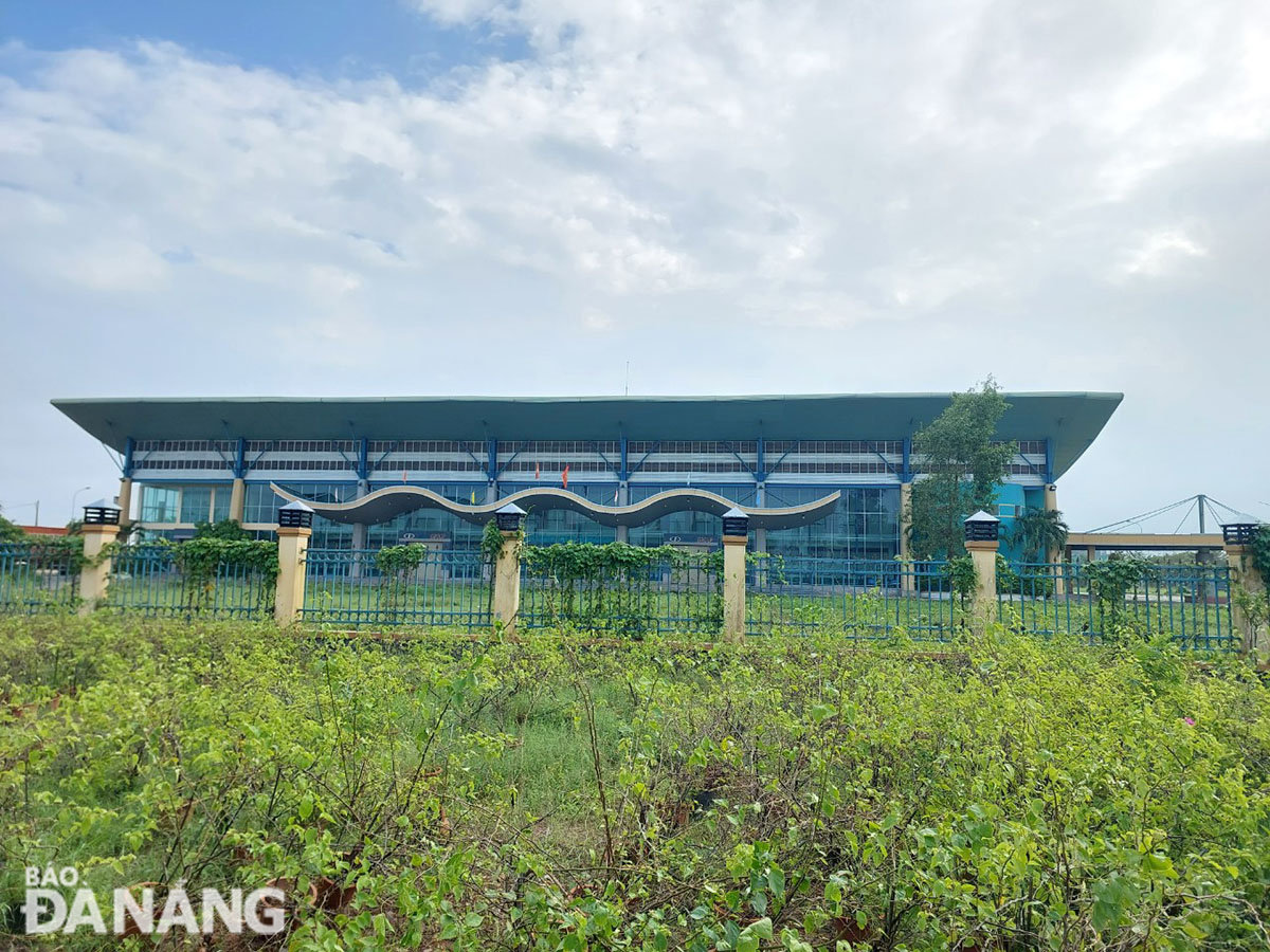 Bến xe phía nam Đà Nẵng. Ảnh: THÀNH LÂN