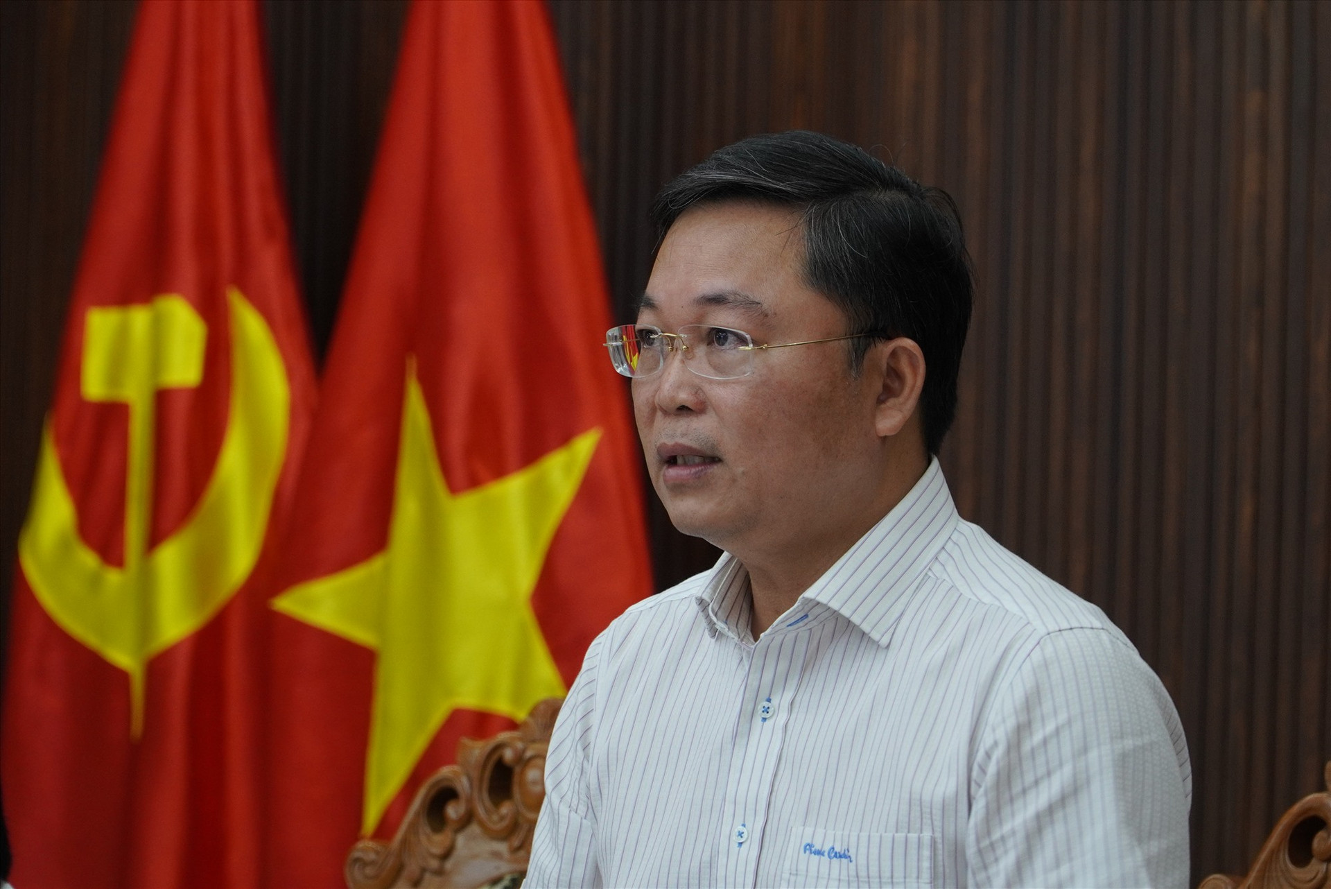 Chủ tịch UBND tỉnh Lê Trí Thanh phát biểu tại buổi làm việc. Ảnh: H.Q