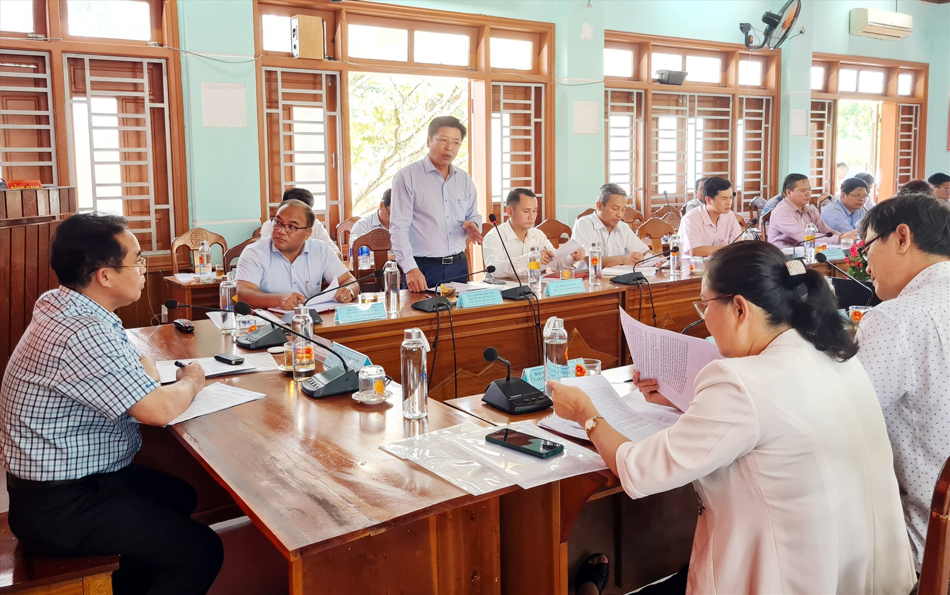 Huyện Đông Giang đến ngày 7/10 mới họp thông qua danh mục công trình nên việc giải ngân là áp lực lớn. Ảnh: D.L