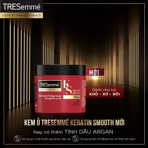 Kem ủ tóc Tresemme Keratin Smooth thơm lâu.