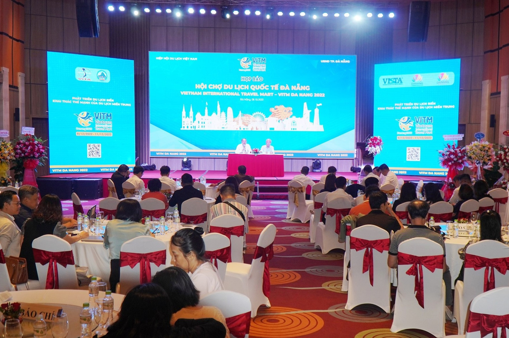 Quang cảnh cuộc họp báo về Hội chợ Du lịch Quốc tế Đà Nẵng năm 2022. Ảnh NTB