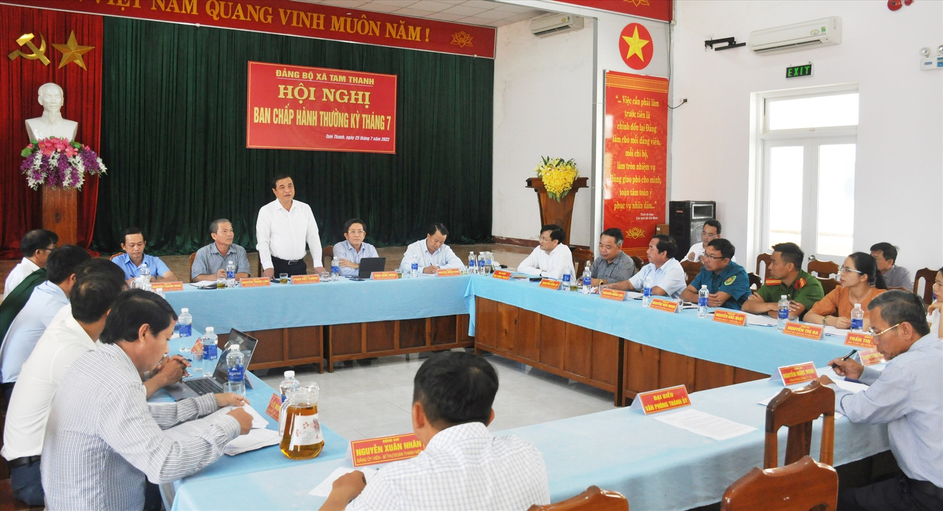 Bí thư Tỉnh ủy Phan Việt Cường dự sinh hoạt Ban Chấp hành Đảng bộ xã Tam Thanh (Tam Kỳ) vào ngày 25/7/2022. Ảnh: N.ĐOAN